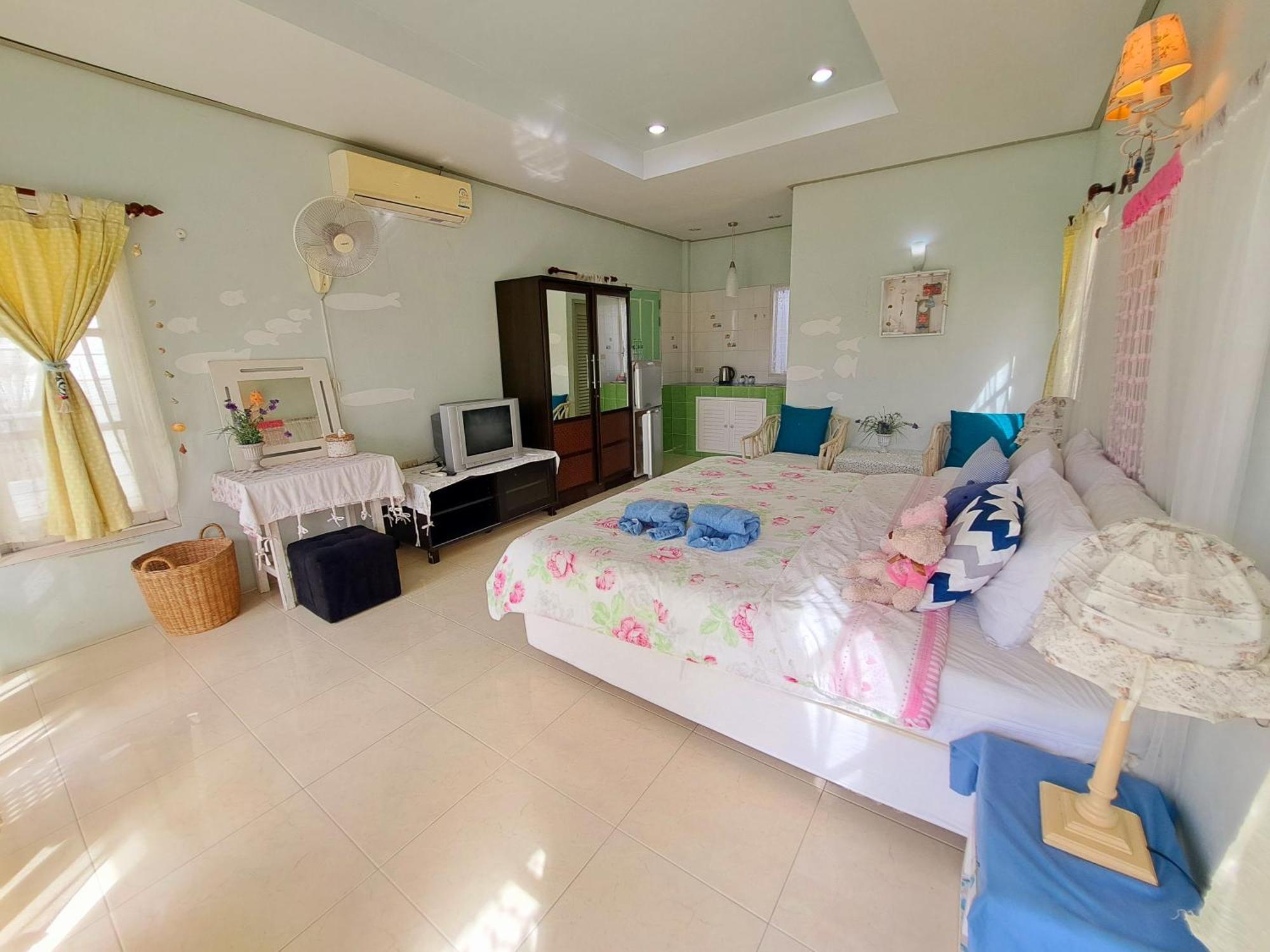 Prathana Garden Beach Resort Hua Hin Exterior foto